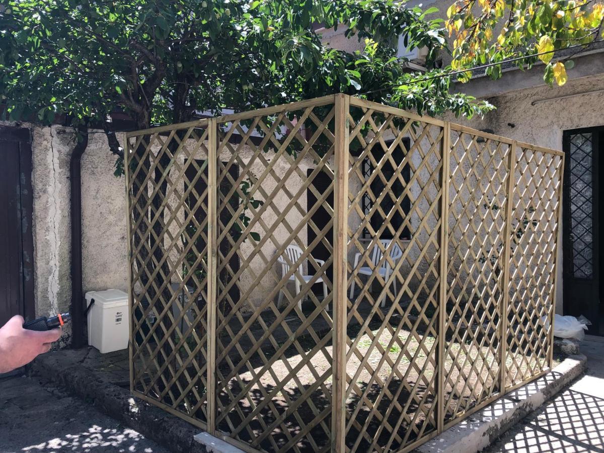 Bilocale In Centro Con Giardino Appartement Tagliacozzo Buitenkant foto